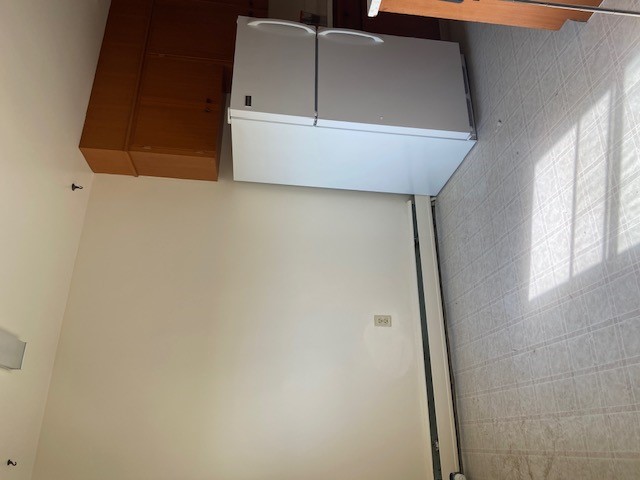 Spacious 2-Bedroom Apartment in Prime Eastside Location